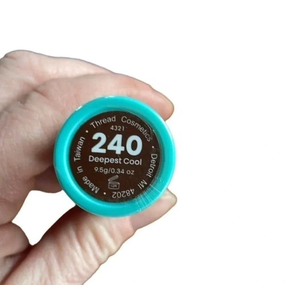New Thread Face It Complexion Stick‎ #240 Deepest Cool